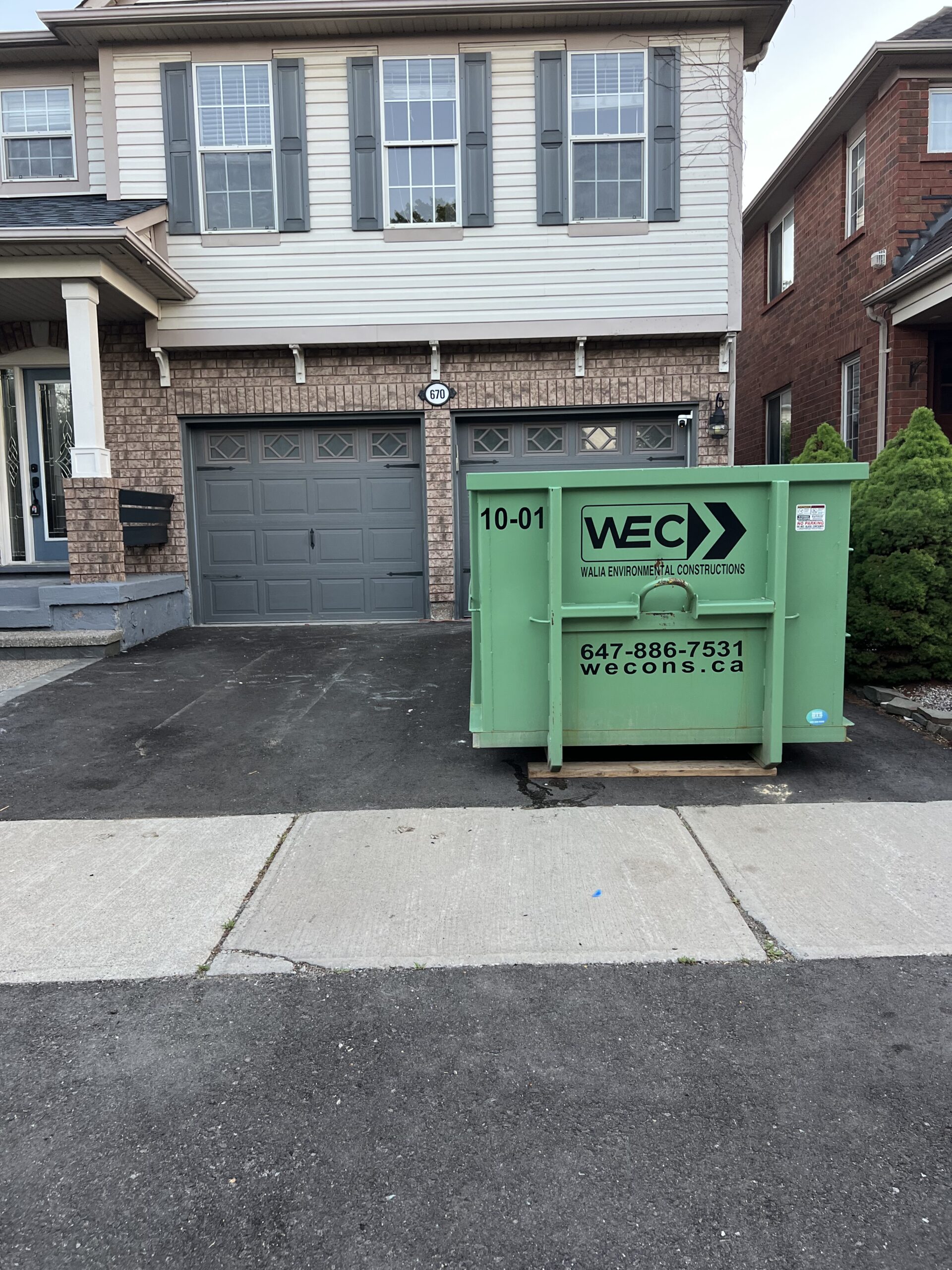 10 Cubic Yard Bin for Rent in GTA